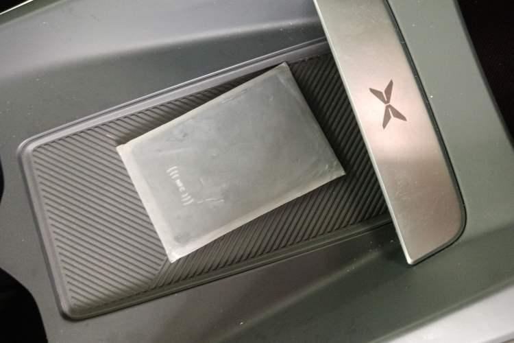 Used XPeng MONA M03 2025 600 with Ultra-Long Range Max Vehicle Key