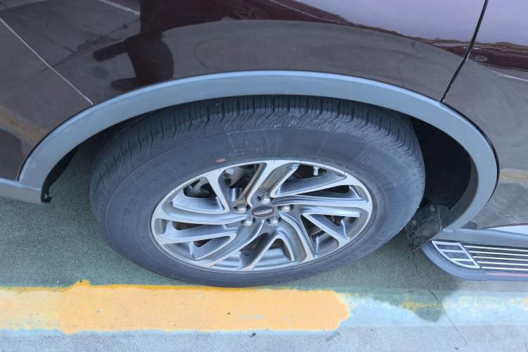 Used Lincoln Aviator 2020 3.0T V6 All-Wheel-Drive Premium Edition Exterior 5