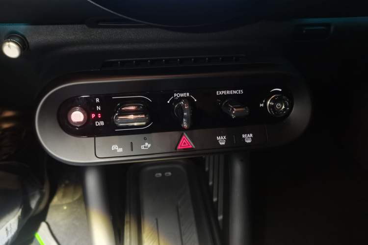 Used MINI Electric MINI COOPER 2024 456km COOPER E Classic Edition