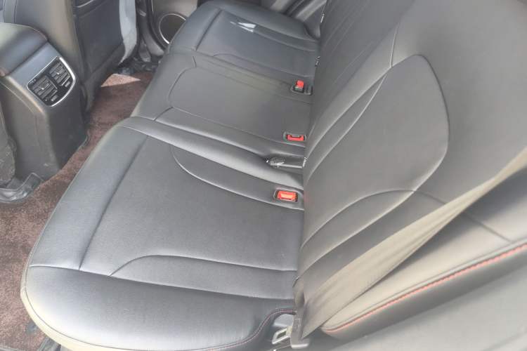 Used Haval M6 2019 1.5T DCT Two-Wheel Drive Value Edition China VI Standard Left Rear Seat