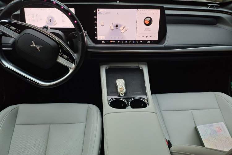 Used XPeng P7 2024 P7i 550 Max Center Console