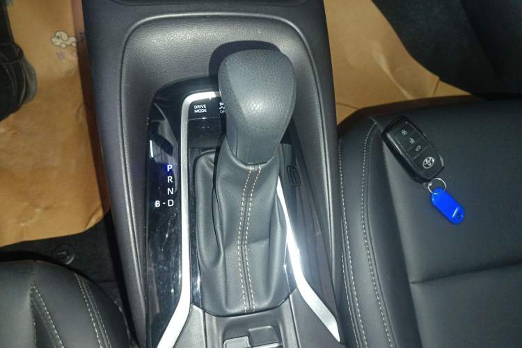 Used Toyota Levin 2024 Smart Electric Hybrid Dual-Engine 1.8L Luxury Edition