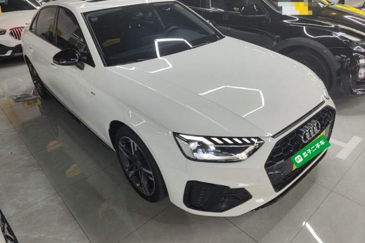 Used Audi A4L 2022 40 TFSI Luxury Dynamic Model