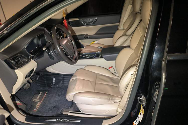 Used Lincoln Continental 2017 2.0T Two-Wheel Drive Prestige Edition
