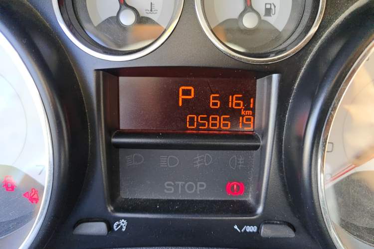 Used Peugeot 308 2014 Enjoyment Edition Classic 1.6L Automatic Fashion Model