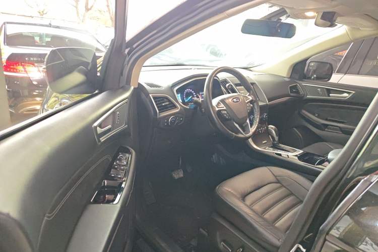 Used Ford Edge 2015 2.0T GTDi Two-Wheel-Drive High-Line Version Driver Seat