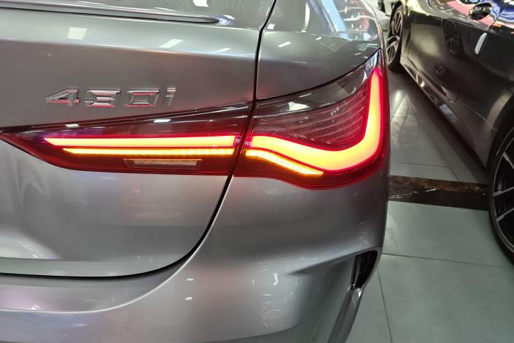 Used BMW 4 Series 2022 Second Facelift 430i M Sport Night Edition Package