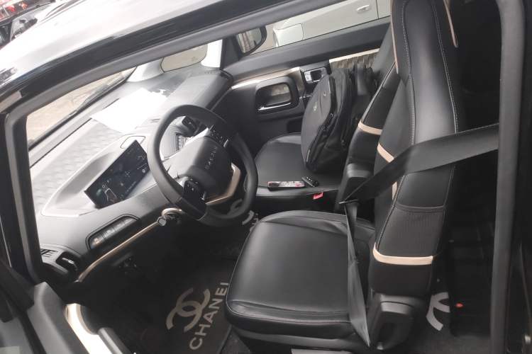 Used Baojun KiWi EV 2022 Artist Lite Edition Lithium Iron Phosphate