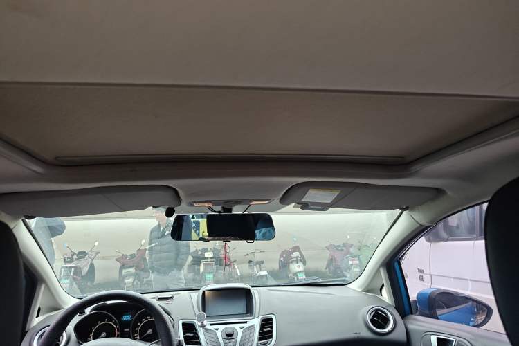 Used Ford Fiesta 2013 Hatchback 1.5L Automatic Prestige Model