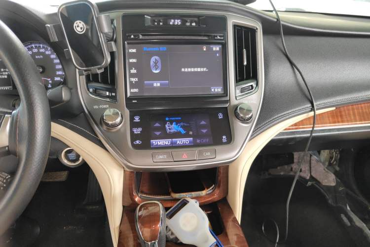 Used Toyota Crown 2015 2.0T Fashion Edition Audio And AC Panel