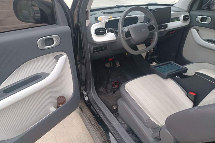 Used Geely Galaxy Panda 2025 210km Panda Kart Driver Seat