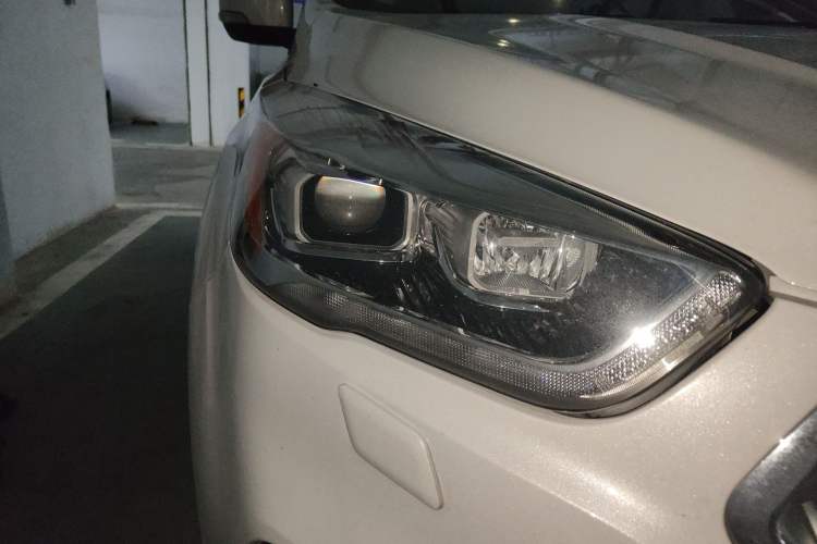 Used Ford Kuga 2018 EcoBoost 180 Two-Wheel-Drive Luxury Wing Edition
