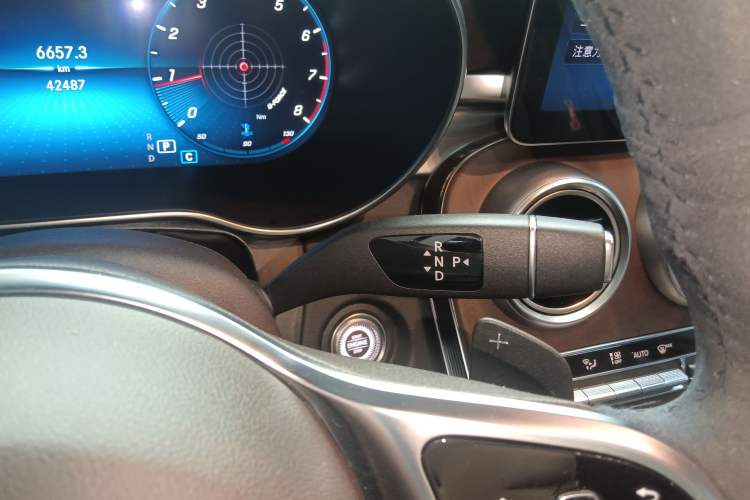 Used Mercedes-Benz GLC 2022 Facelift GLC 260 L 4MATIC Luxury Edition