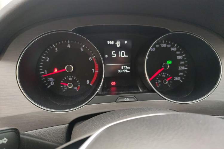 Used Volkswagen Golf Sportsvan 2016 1.6L Automatic Comfort Model Instrument Cluster