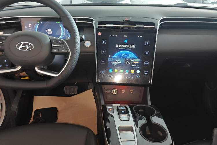 Used Hyundai Tucson 2021 Tucson L 1.5T DCT Luxury Prestige Edition Audio And AC Panel