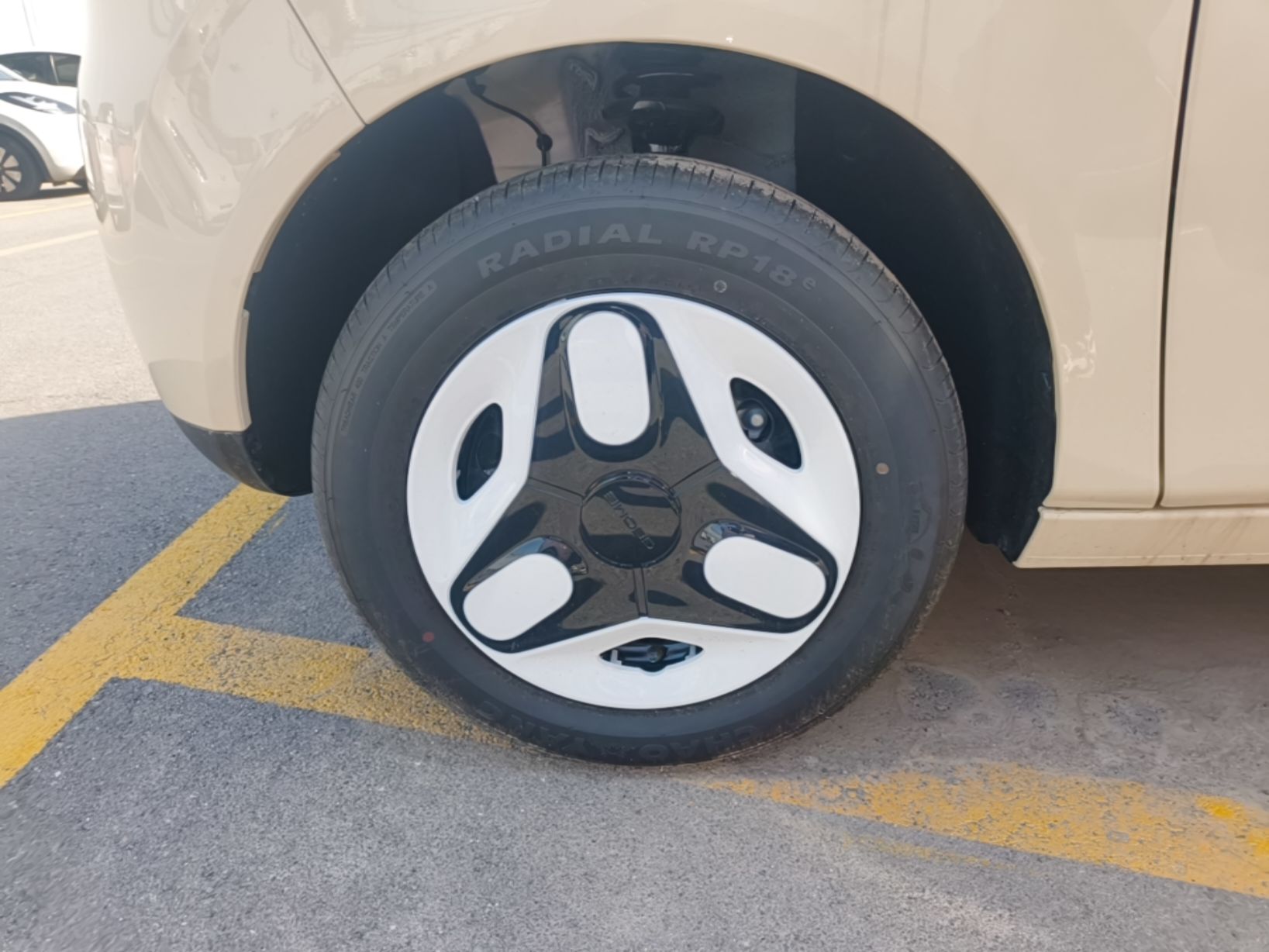 Geely Galaxy Panda 2025 210 km – Yuanqi Bear — снимка 10