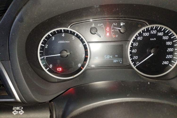 Used Nissan Sylphy 2021 Classic 1.6XE Manual Comfort Edition Odometer Close Up