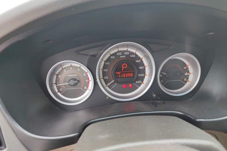 Used Soueast V3 Lingyue 2010 1.5L CVT Luxury Edition
