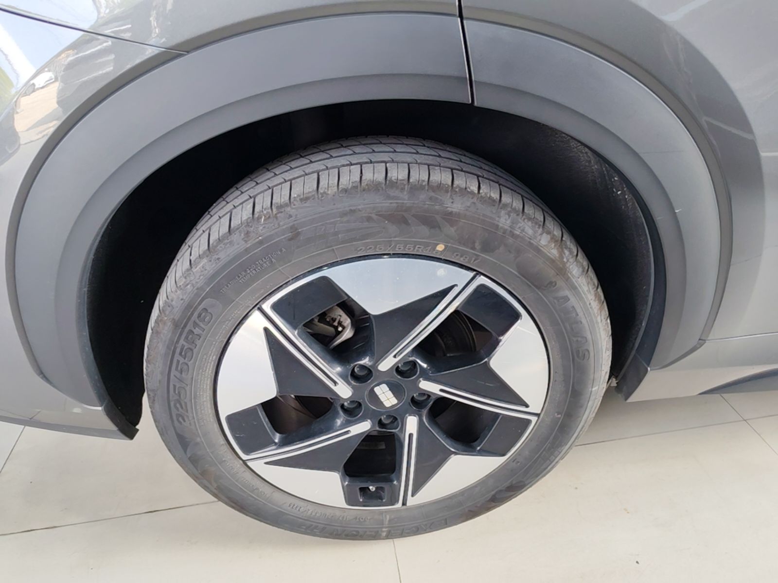 Geely Galaxy E5 2026 Model 610km Exploration+ Edition — снимка 11