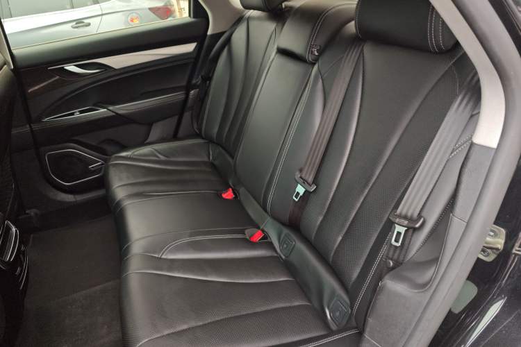 Used Geely Auto Emgrand GT 2020 1.8T Flagship Edition