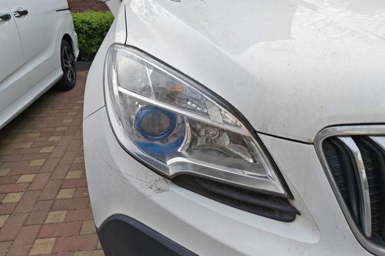 Used Buick Encore 2015 1.4T Automatic Two-Wheel Drive Urban Elite Version Right Front Headlight