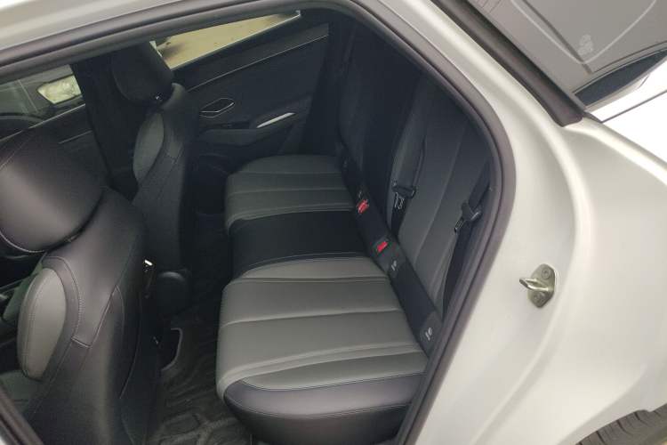 Used BYD Qin L 2025 DM-i Smart Drive 80KM Superior Model Left Rear Seat