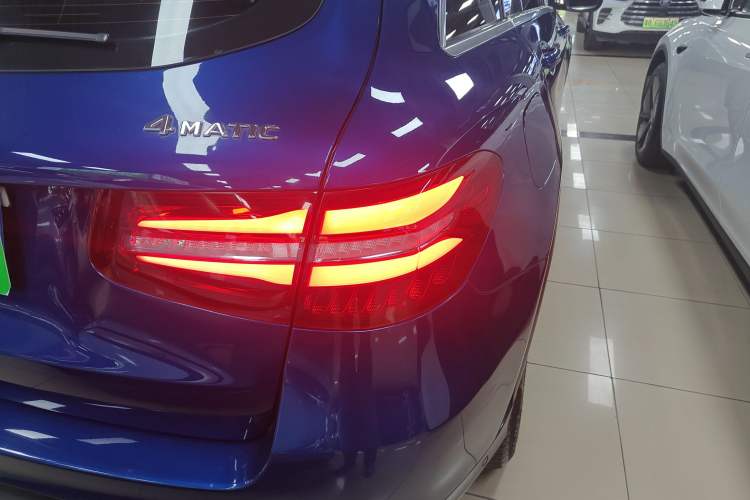 Used Mercedes-Benz GLC 2016 GLC 260 4MATIC Dynamic Edition