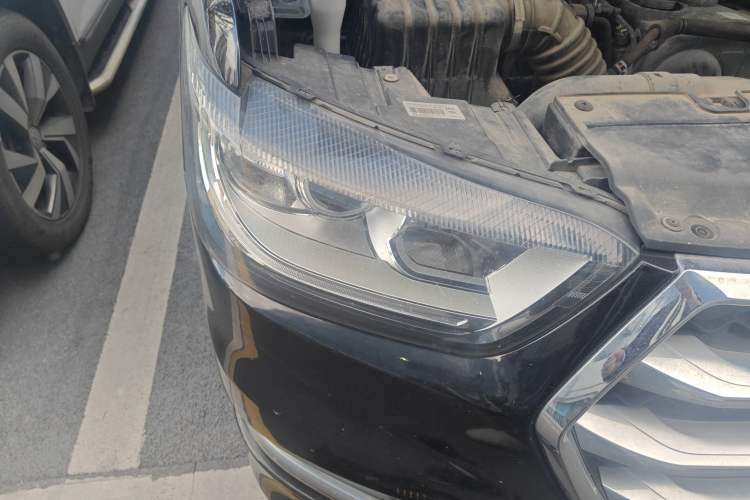 Used JAC Refine M4 2016 2.0L Manual Luxury Version
