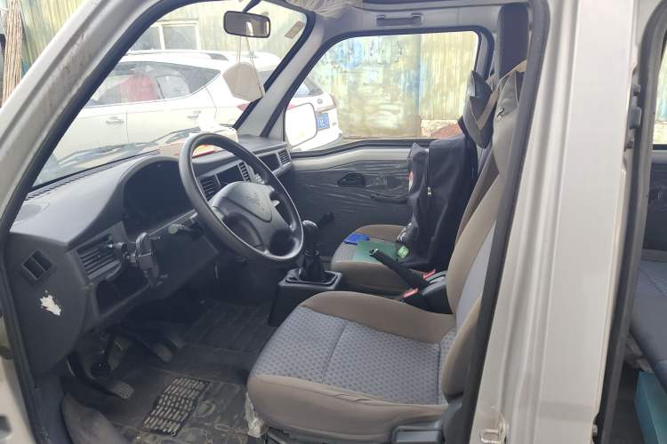 Used Wuling Zhiguang 2020 1.2L Practical Model China VI LSI
