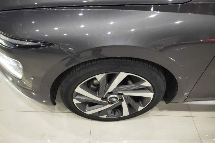 Used Hyundai Mistra 2021 1.8L CVT LUX Premium Edition
