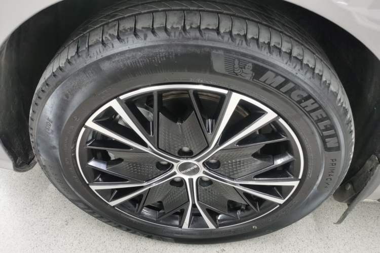 Used Roewe iMAX8 2023 400TGI Comfort Edition