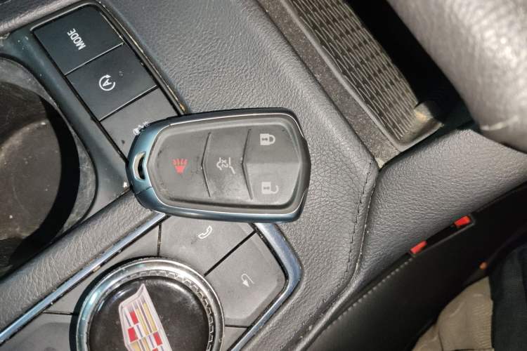 Used Cadillac XT4 2018 28T Two-Wheel Drive Leading Version