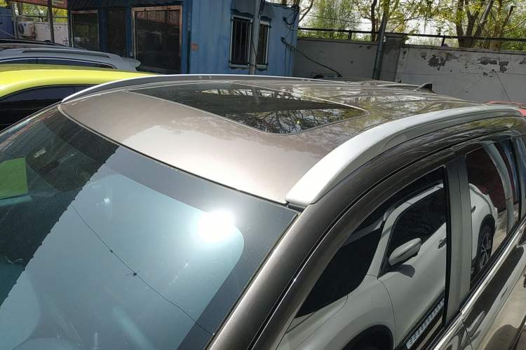 Used Mitsubishi Outlander 2018 2.0L Two-Wheel Drive Glory Edition 5 Seats Roof