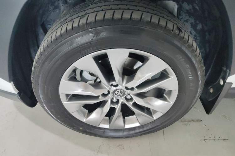 Used Toyota Wildlander 2024 2.0L CVT Two-Wheel Drive Leading Edition