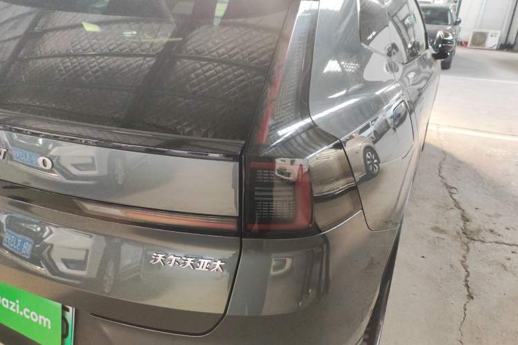 Used Volvo Volvo XC70 Plug-in Hybrid 2026 Model Four-Wheel Drive Long-Range Ultra