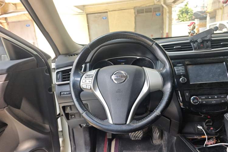 Used Nissan X-Trail 2014 2.0L CVT Comfort Edition 2WD