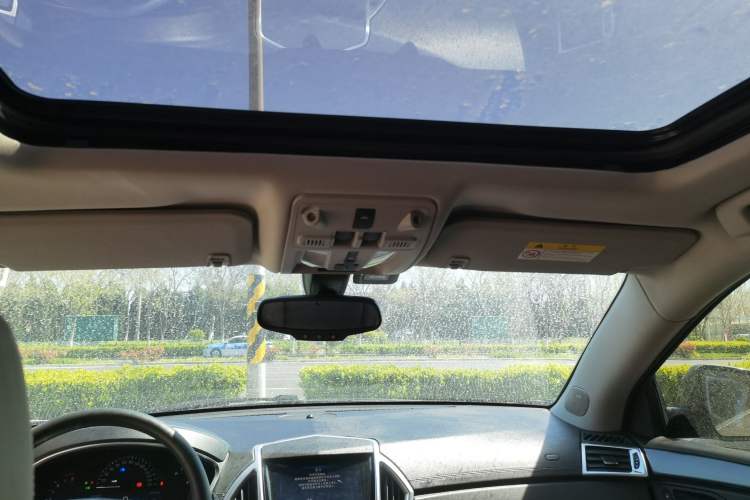 Used Cadillac SRX 2015 3.0L Comfort Version Headliner