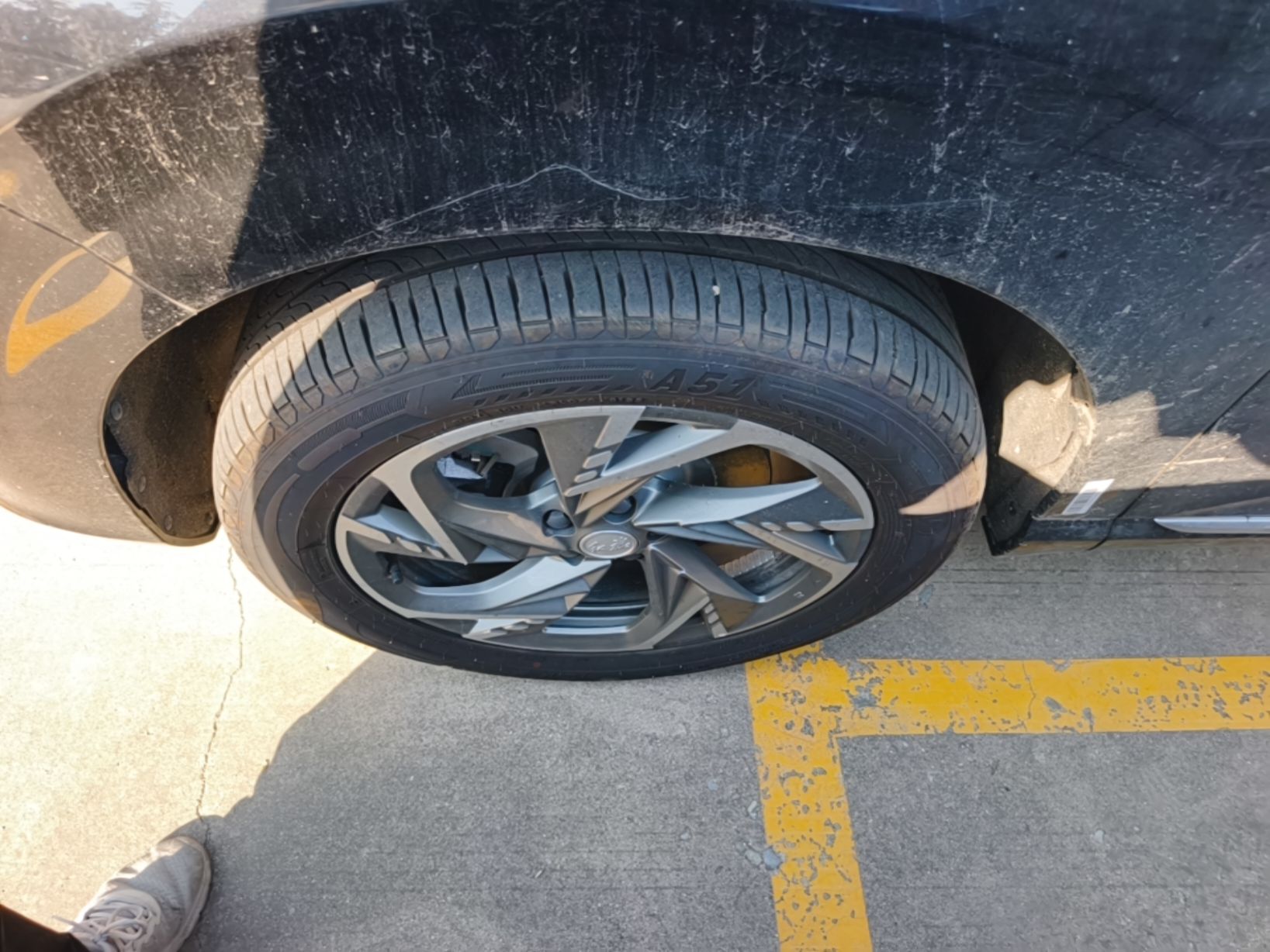 Hongqi HS3 PHEV 2025 Model 117km Jingwei Edition — снимка 10