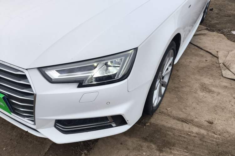 Used Audi A4L 2018 30th Anniversary Edition 40 TFSI Fashion Model