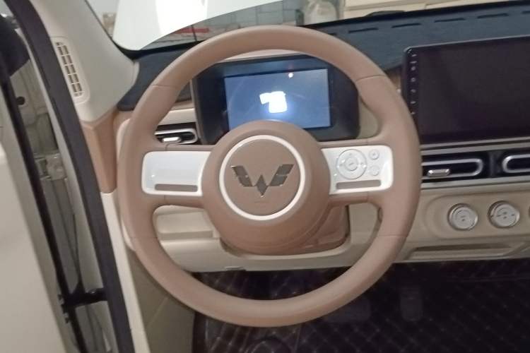 Used Wuling Hongguang MINIEV 2024 3rd Generation 215km Youth Edition