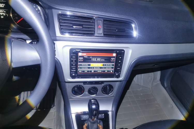 Used Volkswagen Lavida 2013 Restyled Classic 1.6L Automatic Comfort Edition
