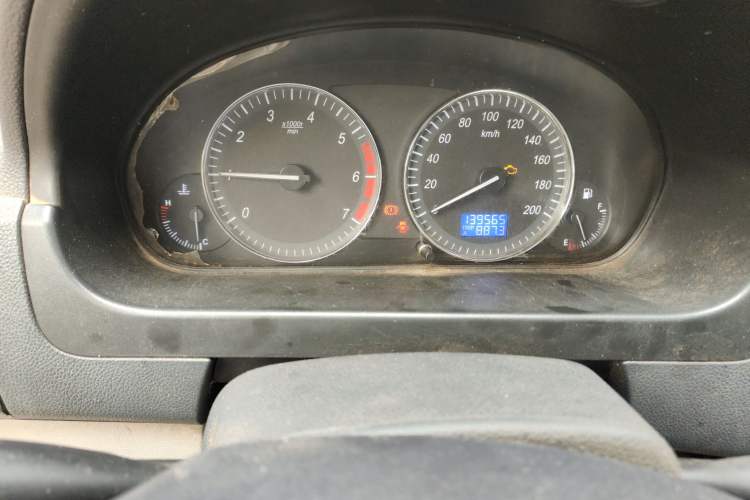 Used BAIC Weiwang M20 2015 1.2L economy version A122 Odometer Close Up