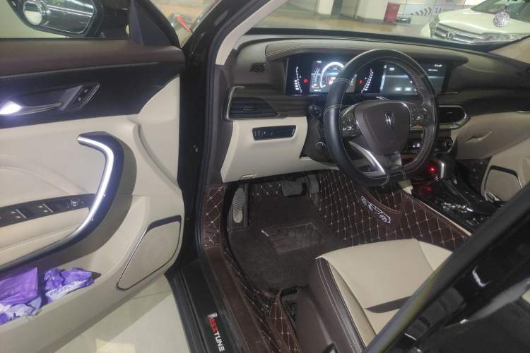 Used Bestune T77 2019 230 TID Automatic Luxury Version China VI Emission Standard