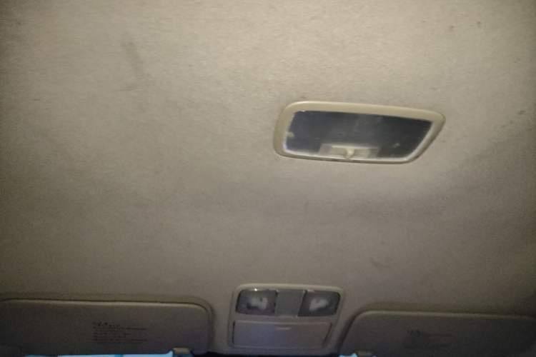 Used Hyundai Celesta 2015 1.6L Manual Comfort Model