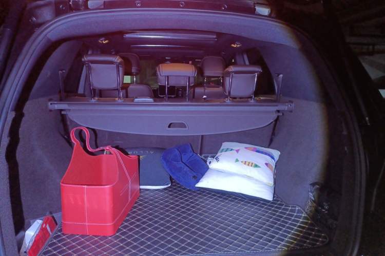 Used Mercedes-Benz GLE 2019 GLE 320 4MATIC Dynamic Edition Prestige Model Trunk