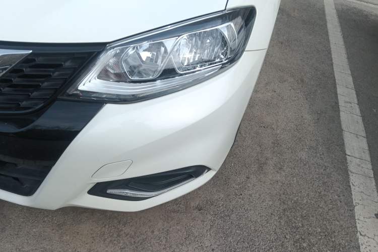 Used Nissan Tiida 2021 1.6L CVT Cool Edition Left Front Headlight