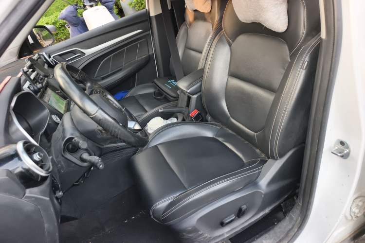 Used MG ZS 2018 1.5L Automatic Luxury Internet Edition China V Standard