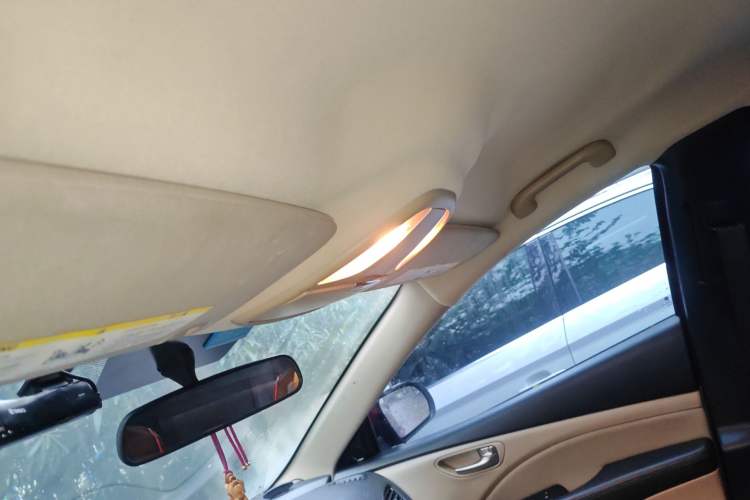 Used Fiat Viaggio 2012 1.4T Automatic Enjoyment Edition Headliner