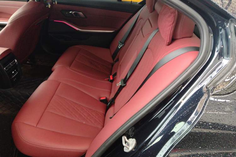 Used BMW 3 Series 2025 330Li M Sport Shadowline Package
