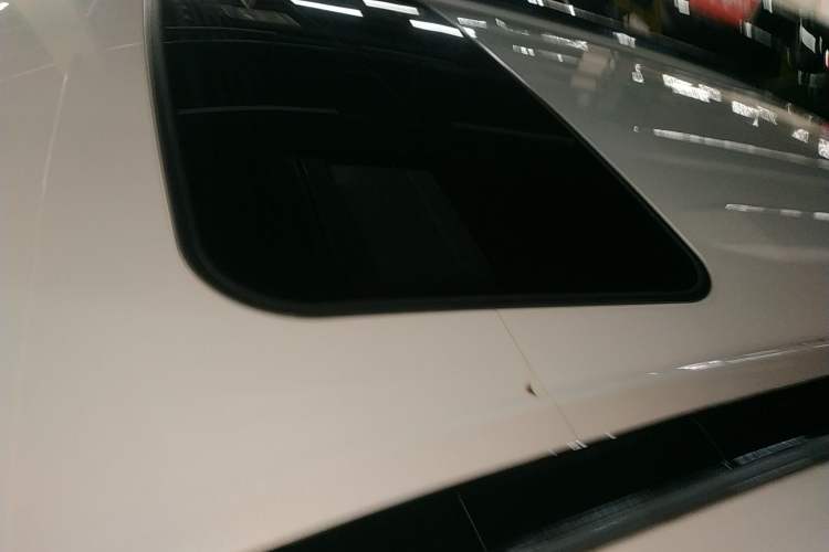 Used Toyota RAV4 2022 Dual-Engine 2.5L E-CVT Four-Wheel Drive Elite Plus Edition
